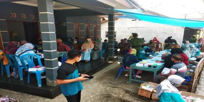 Pelaksanaan Vaksinasi Covid-19 Dosis II  masyarakat RW 04 dan RW 5 Dusun Kalibatur Desa Giyanti